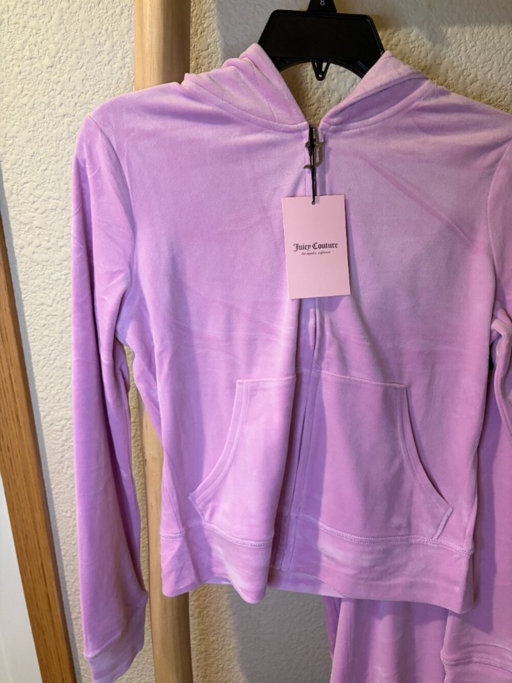Juicy Couture Pink Velour Tracksuit Hoodie Pants Set Medium NWT - Picture 2 of 8